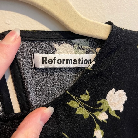 Reformation Gavin Black Floral Midi Dress, Women’s Size 0 - Picture 4 of 8